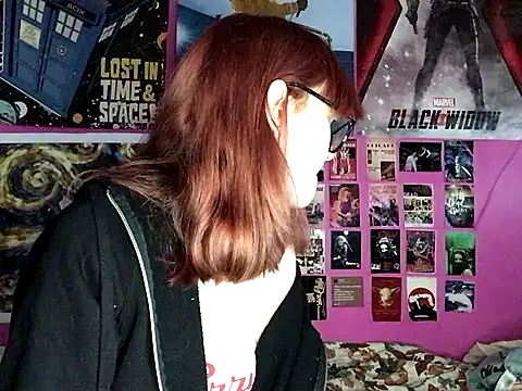 Snapshot of ivysplayhouse chatting on 10-07-25, 12:46 ivysplayhouse online show from 10-07-25, 12:46