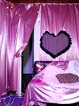 Snapshot of oxxy_jean chatting on 10-21-25, 01:06 oxxy jean online show from 10-21-25, 01:06