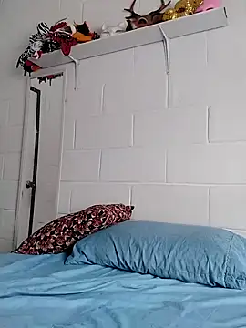 oxxy jean online show from 03-12-26, 02:34