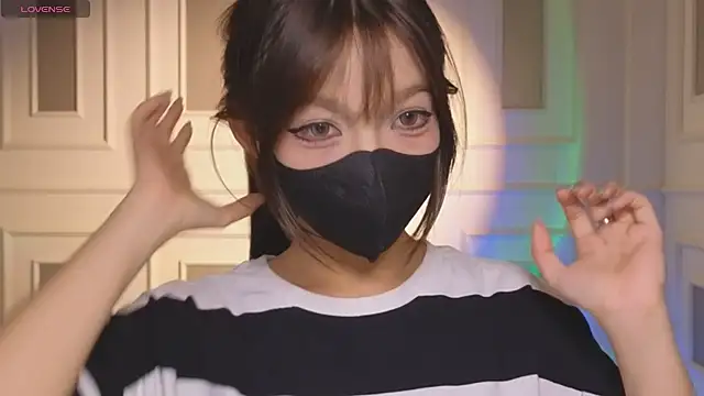      Panda      online show from 02-25-26, 03:16