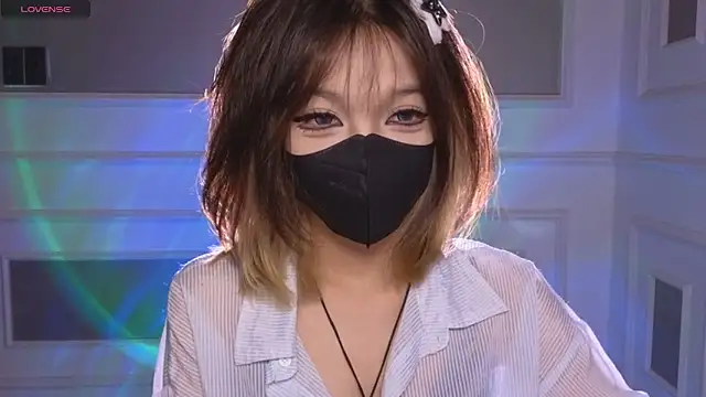 Snapshot of _____Panda_____ chatting on 05-12-26, 10:07 Panda online show from 05-12-26, 10:07