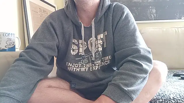 Snapshot of GeorgeGreece2025 chatting on 11-02-25, 10:06 GeorgeGreece2025 online show from 11-02-25, 10:06