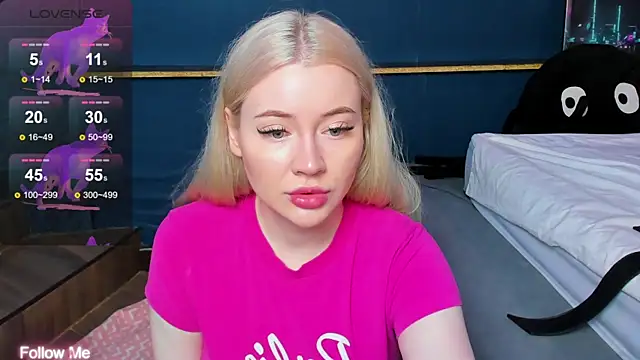 Lillie Berry online show from 03-29-26, 04:23