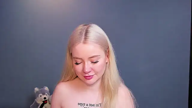 Lillie Berry online show from 04-14-26, 05:35