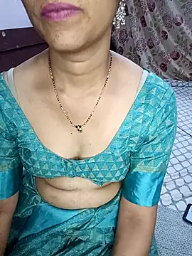 Snapshot of Mysore_Mallika chatting on 09-21-25, 04:30 Mysore Mallika online show from 09-21-25, 04:30