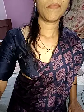 Snapshot of Mysore_Mallika chatting on 09-28-25, 10:20 Mysore Mallika online show from 09-28-25, 10:20