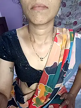 Snapshot of Mysore_Mallika chatting on 09-30-25, 04:34 Mysore Mallika online show from 09-30-25, 04:34