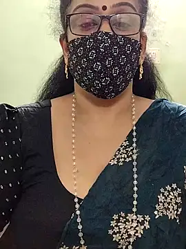 Snapshot of sweet-lotus chatting on 09-18-25, 05:31 sweet-lotus online show from 09-18-25, 05:31