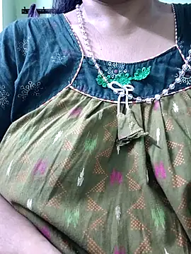 Snapshot of sweet-lotus chatting on 09-30-25, 05:56 sweet-lotus online show from 09-30-25, 05:56