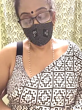 sweet-lotus online show from 10-04-25, 06:28