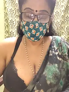 Snapshot of sweet-lotus chatting on 10-07-25, 06:16 sweet-lotus online show from 10-07-25, 06:16