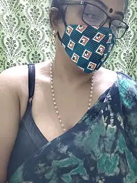 Snapshot of sweet-lotus chatting on 10-08-25, 11:24 sweet-lotus online show from 10-08-25, 11:24