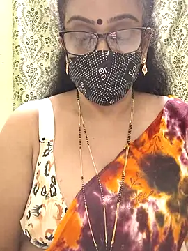 Snapshot of sweet-lotus chatting on 10-22-25, 09:36 sweet-lotus online show from 10-22-25, 09:36