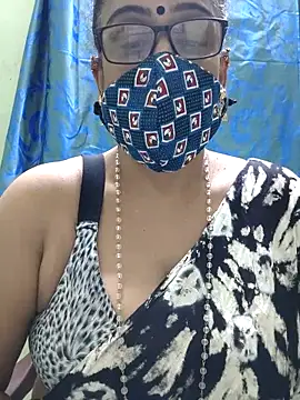 Snapshot of sweet-lotus chatting on 11-15-25, 04:36 sweet-lotus online show from 11-15-25, 04:36