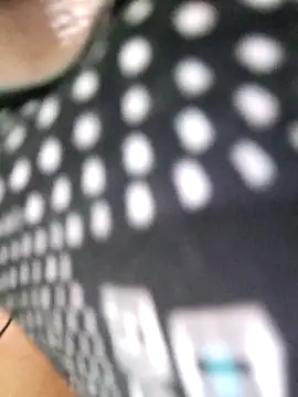 Snapshot of sweet-lotus chatting on 11-19-25, 03:39 sweet-lotus online show from 11-19-25, 03:39