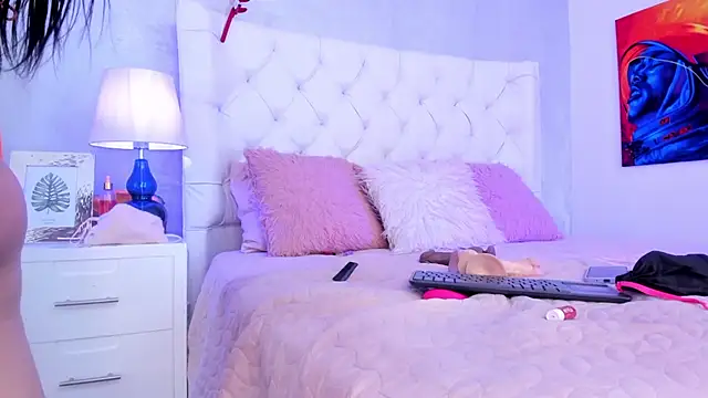 Snapshot of Yara_Bliss_ chatting on 11-12-25, 02:17 Yara Bliss online show from 11-12-25, 02:17