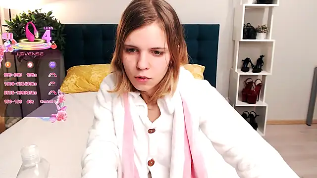 Enrujuvu Vanpaia online show from 09-14-25, 09:36