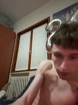 Snapshot of twinkethan07 chatting on 02-02-26, 01:43 twinkethan07 online show from 02-02-26, 01:43