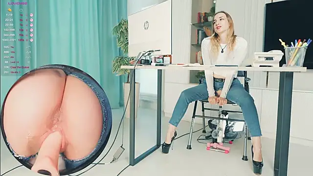 milahouston online show from 11-30-25, 07:23