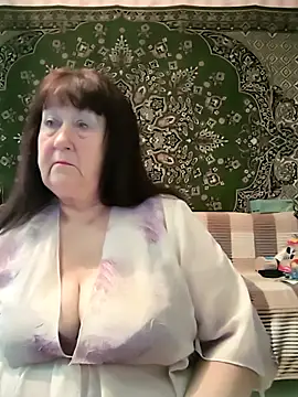 CrystalLime6411 online show from 04-12-26, 11:15