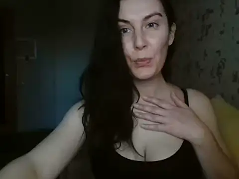 KatalinaQE online show from 09-11-25, 01:22