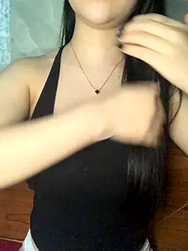 Snapshot of Lyly11 chatting on 11-08-25, 07:30 Lyly11 online show from 11-08-25, 07:30