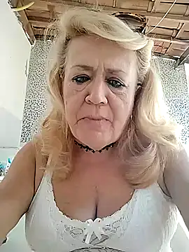 Belladama61 online show from 10-14-25, 11:11