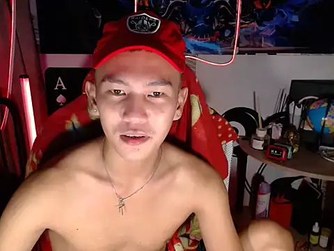 Snapshot of RalfAsian25 chatting on 02-18-26, 03:30 RalfAsian25 online show from 02-18-26, 03:30