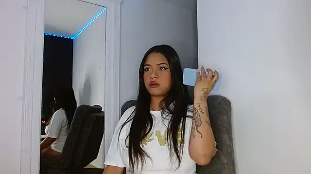 reina reina online show from 02-02-26, 02:32