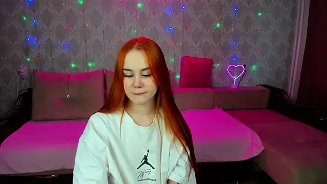 Molly Kitty online show from 09-29-25, 02:49