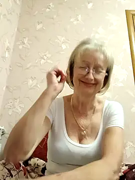 Snapshot of AlikaSwan5821 chatting on 09-13-25, 01:55 AlikaSwan5821 online show from 09-13-25, 01:55