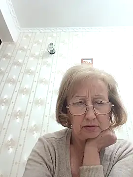 Snapshot of AlikaSwan5821 chatting on 09-27-25, 06:35 AlikaSwan5821 online show from 09-27-25, 06:35