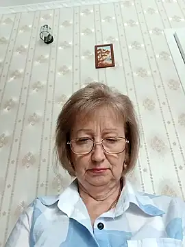 Snapshot of AlikaSwan5821 chatting on 10-18-25, 11:55 AlikaSwan5821 online show from 10-18-25, 11:55