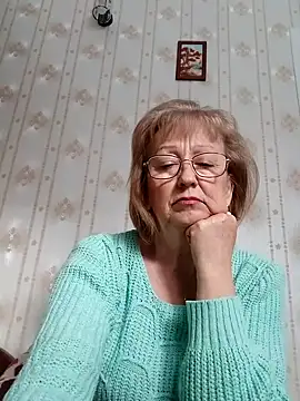 Snapshot of AlikaSwan5821 chatting on 10-30-25, 01:34 AlikaSwan5821 online show from 10-30-25, 01:34