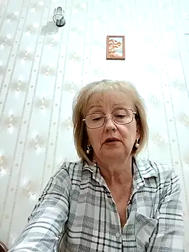 Snapshot of AlikaSwan5821 chatting on 11-03-25, 08:43 AlikaSwan5821 online show from 11-03-25, 08:43