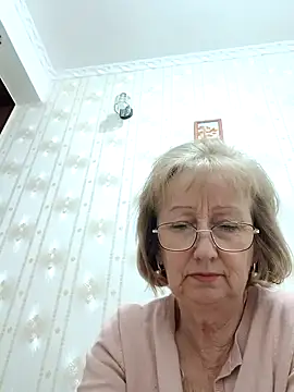 Snapshot of AlikaSwan5821 chatting on 11-04-25, 07:46 AlikaSwan5821 online show from 11-04-25, 07:46