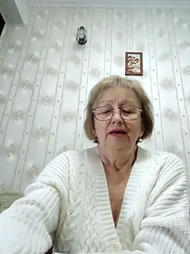 Snapshot of AlikaSwan5821 chatting on 11-13-25, 08:30 AlikaSwan5821 online show from 11-13-25, 08:30