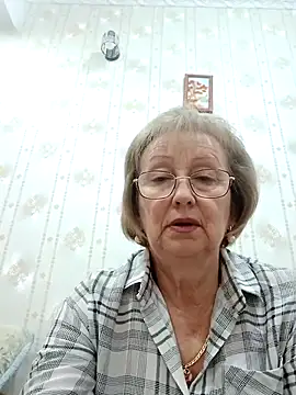 Snapshot of AlikaSwan5821 chatting on 12-01-25, 08:36 AlikaSwan5821 online show from 12-01-25, 08:36