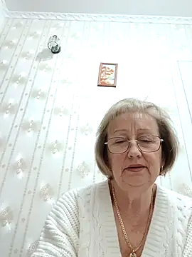 Snapshot of AlikaSwan5821 chatting on 12-05-25, 08:05 AlikaSwan5821 online show from 12-05-25, 08:05