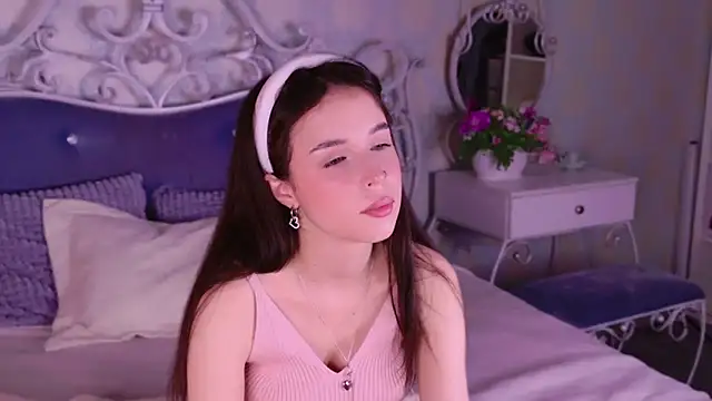 LANA MILANO online show from 11-05-25, 11:21