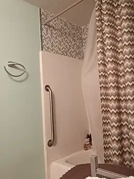 RichardW online show from 12-19-25, 03:46