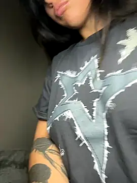 Snapshot of teasemebabe69 chatting on 10-13-25, 05:24 teasemebabe69 online show from 10-13-25, 05:24