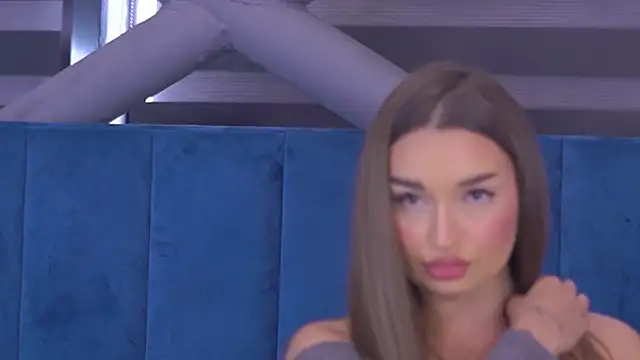 MillaSerene online show from 09-26-25, 06:50