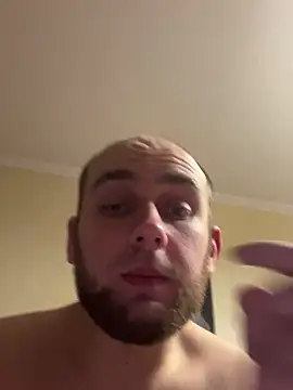 LuckyGirlfriends online show from 03-20-26, 06:57