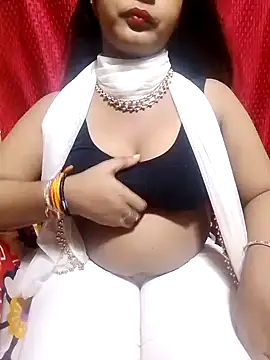 Snapshot of Babe_Doll04 chatting on 09-20-25, 06:58 Babe Doll04 online show from 09-20-25, 06:58