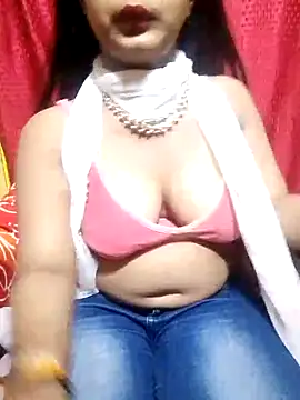 Snapshot of Babe_Doll04 chatting on 09-28-25, 06:19 Babe Doll04 online show from 09-28-25, 06:19