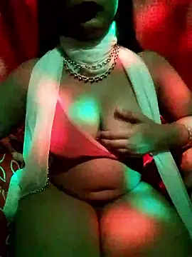 Snapshot of Babe_Doll04 chatting on 10-02-25, 05:36 Babe Doll04 online show from 10-02-25, 05:36