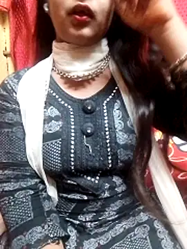 Snapshot of Babe_Doll04 chatting on 10-21-25, 02:18 Babe Doll04 online show from 10-21-25, 02:18