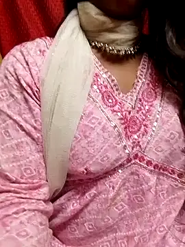 Snapshot of Babe_Doll04 chatting on 10-25-25, 07:52 Babe Doll04 online show from 10-25-25, 07:52