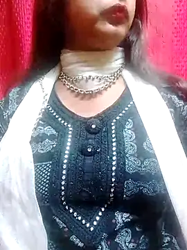 Snapshot of Babe_Doll04 chatting on 10-28-25, 12:19 Babe Doll04 online show from 10-28-25, 12:19